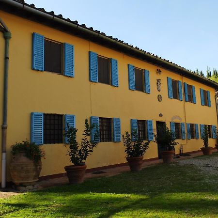 Bassetto Guesthouse & Apartments Certaldo Luaran gambar