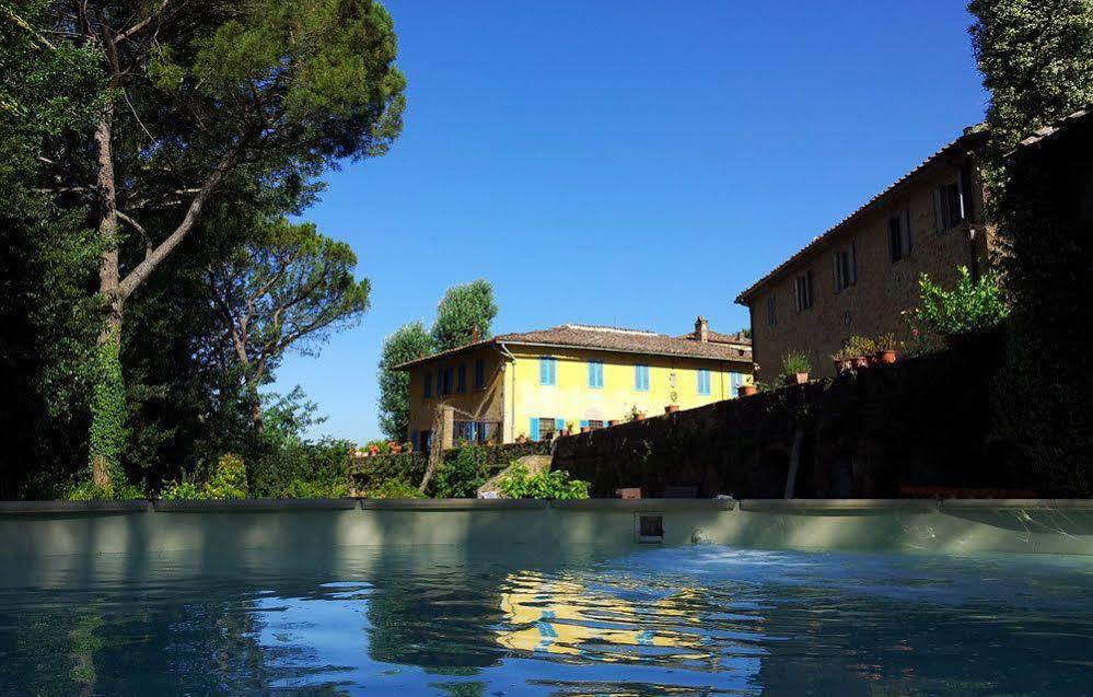 Bassetto Guesthouse & Apartments Certaldo Luaran gambar