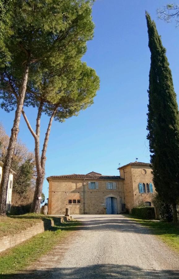 Bassetto Guesthouse & Apartments Certaldo Luaran gambar